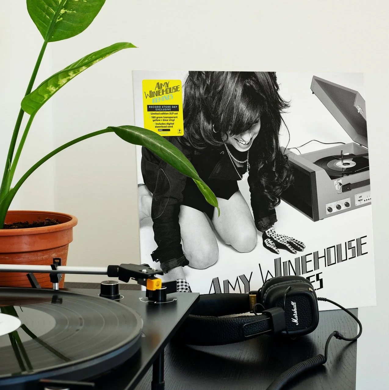 Amy Winehouse - Remixes - Limited Edition Coloured Vinyl LP Record - Image 4