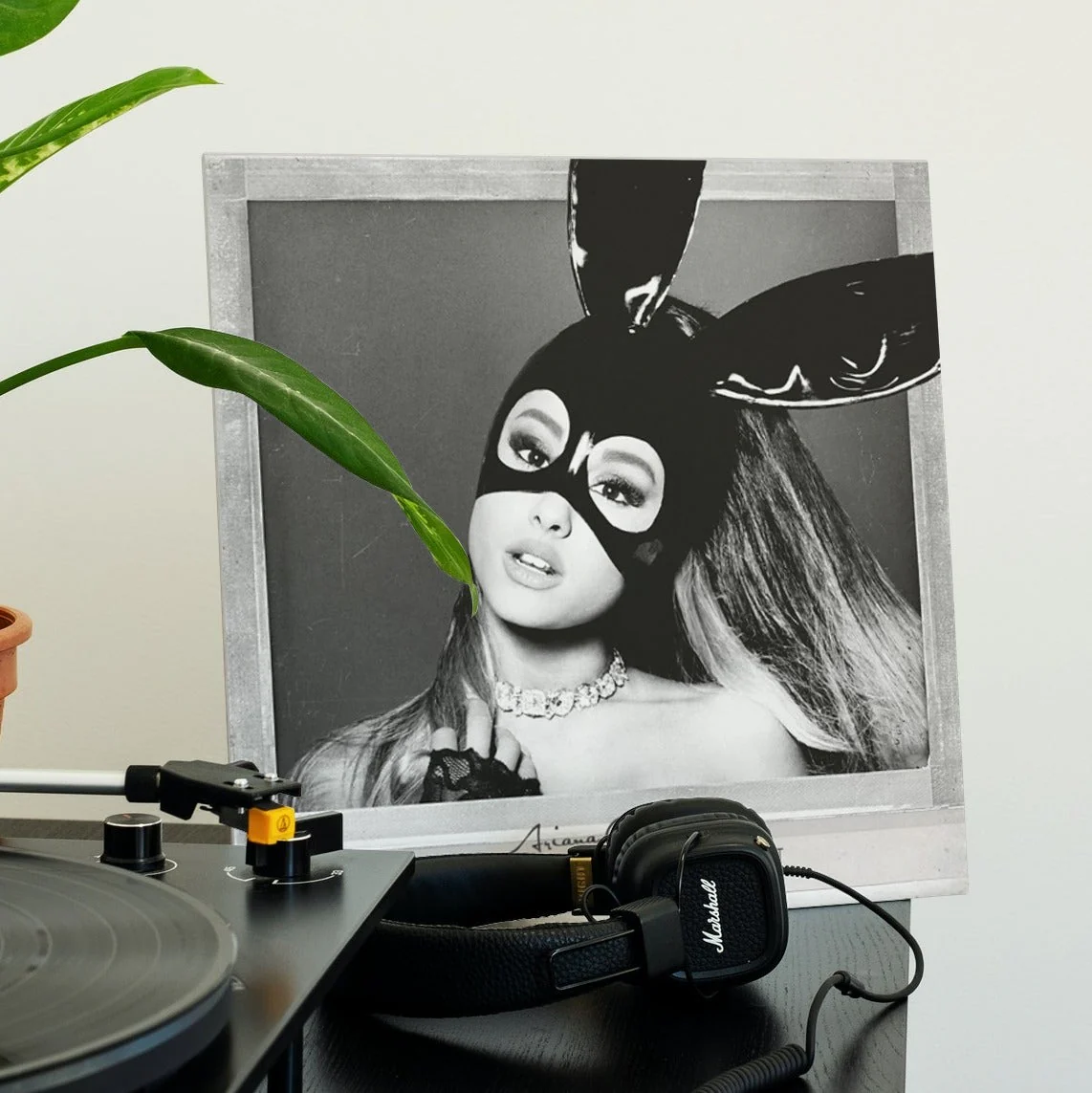 Ariana Grande - Dangerous Woman - Vinyl LP Record - Image 3