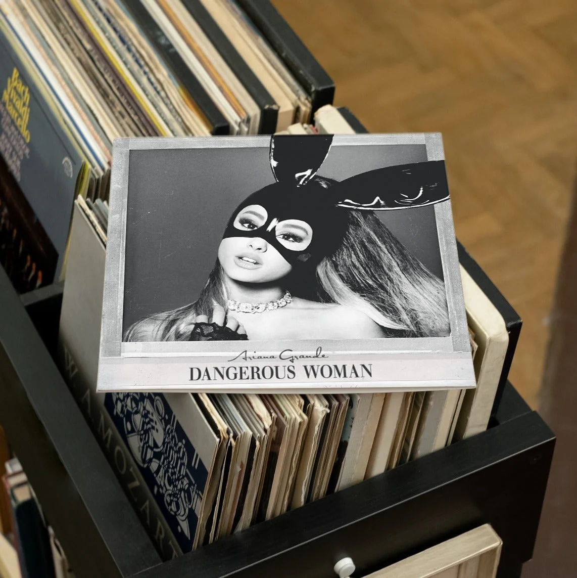 Ariana Grande - Dangerous Woman - Vinyl LP Record - Image 4