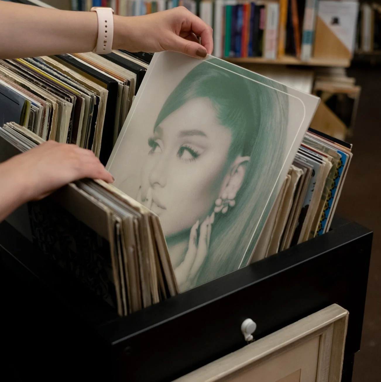 Ariana Grande - Positions - Vinyl LP Record - Image 4