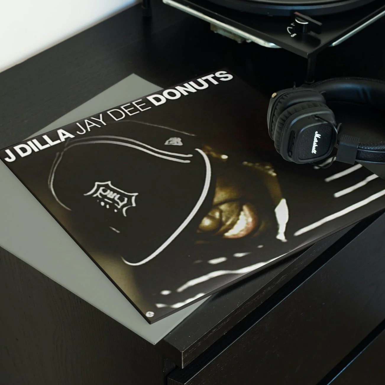 J Dilla - Donuts - Vinyl LP Record - Image 2