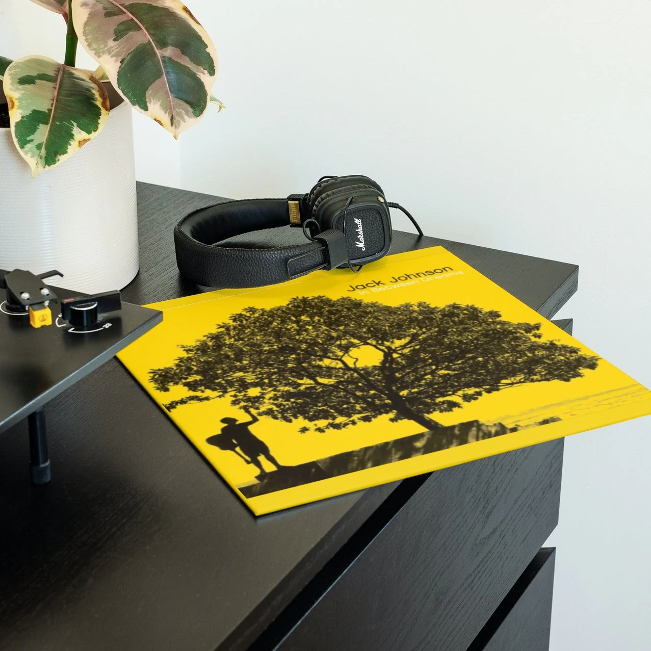Jack Johnson - In Between Dreams - Yellow Vinyl LP Record - Image 4