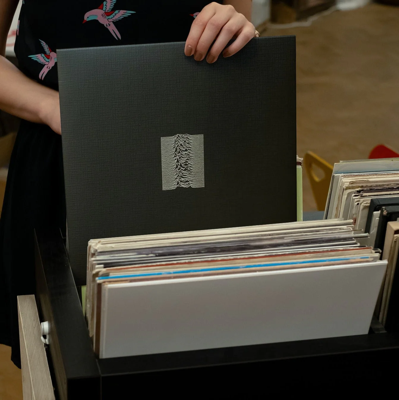 Joy Division - Unknown Pleasures - Vinyl LP Record - Image 4