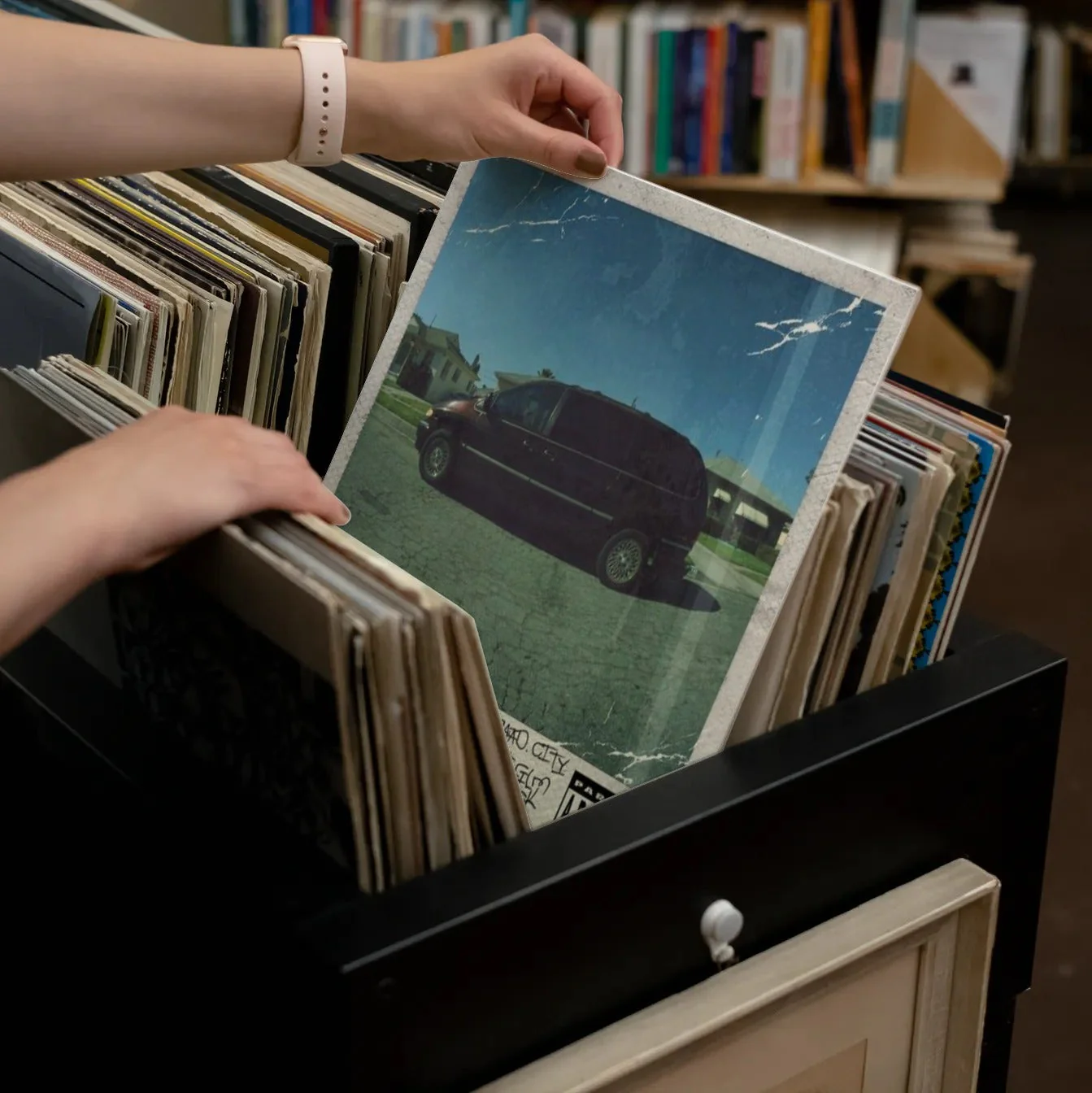 Kendrick Lamar - Good Kid, M.A.A.D City - 10th Anniversary Opaque Apple Vinyl Record - Image 4