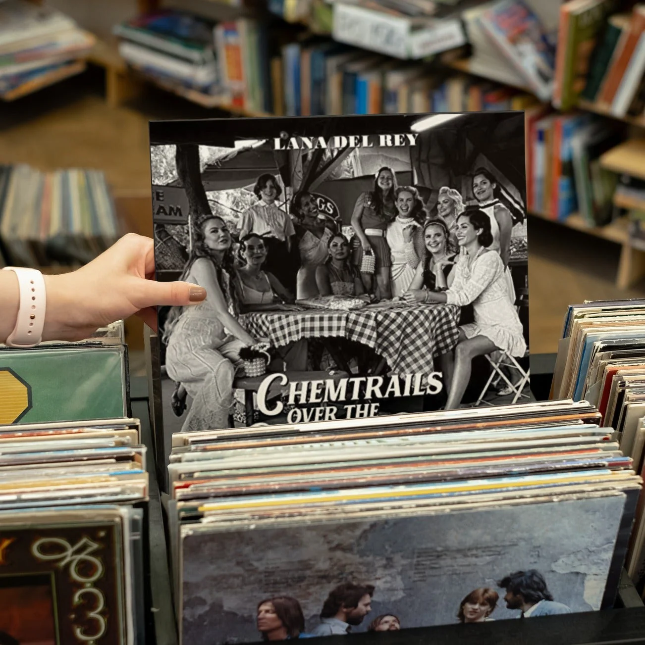 Lana Del Rey - Chemtrails Over The Country Club - Vinyl LP Record - Image 5