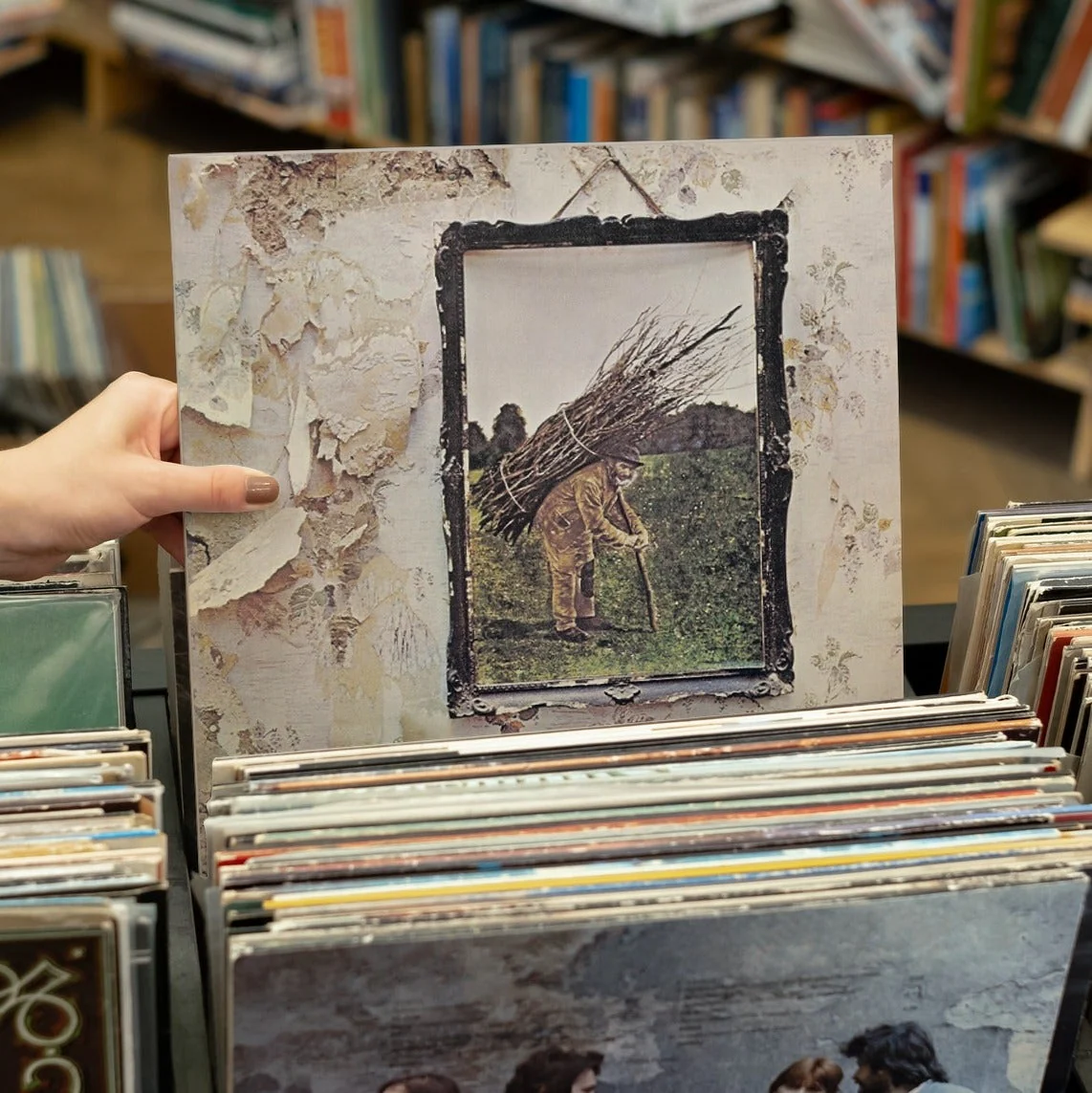 Led Zeppelin - IV  - Vinyl LP Record - Image 2