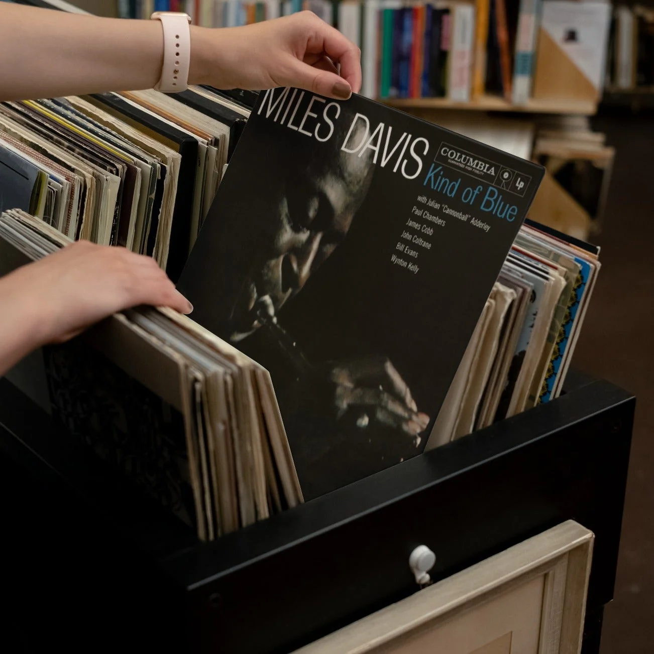 Miles Davis – Kind Of Blue – Vinyl LP Record - Image 4
