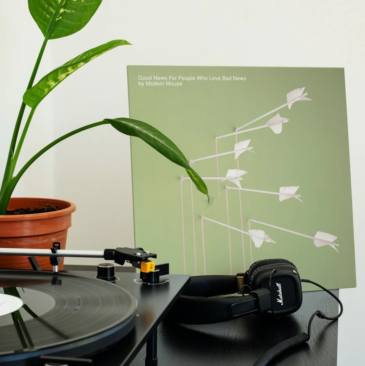 Modest Mouse - Good News For People Who Love Bad News - Vinyl LP Record - Image 3