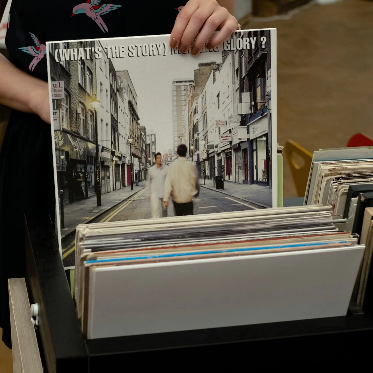Oasis - (What's The Story) Morning Glory? - Vinyl LP Record - Image 2