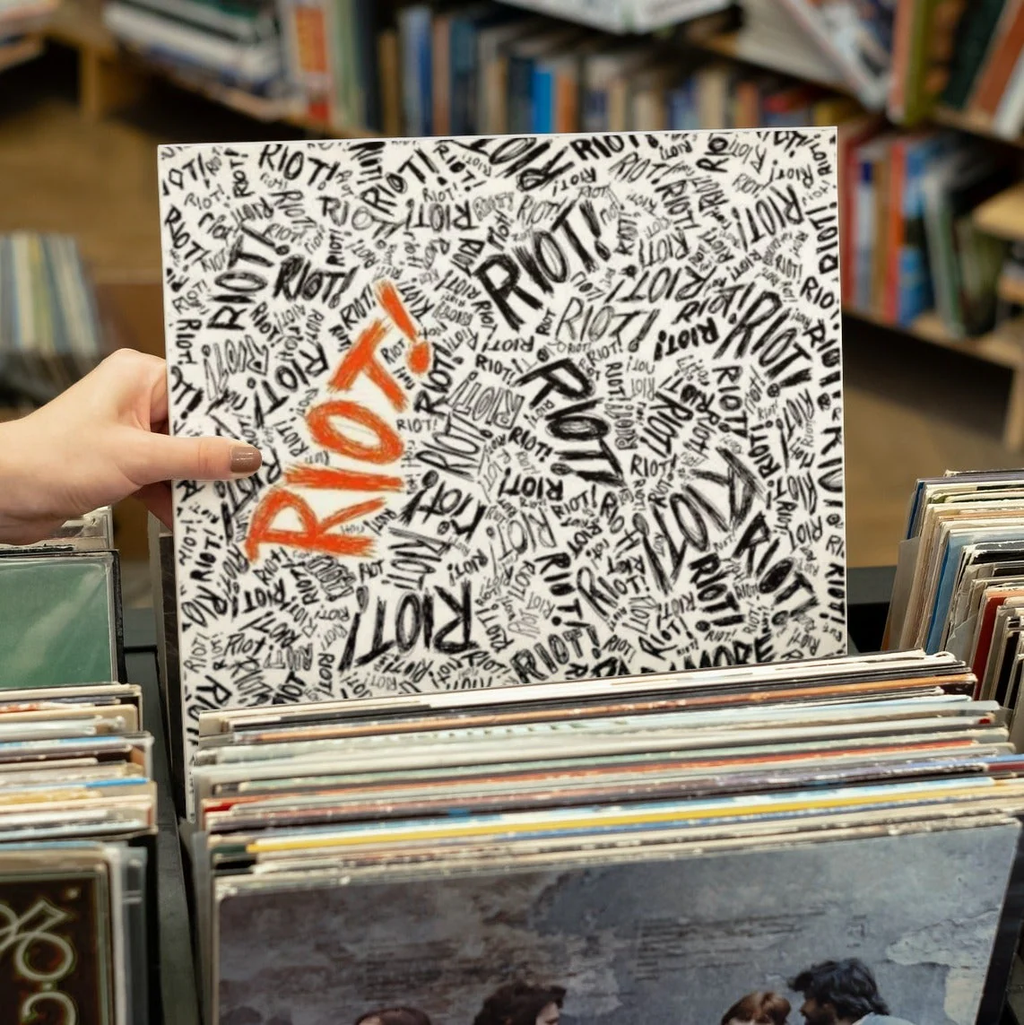 Paramore - Riot! - Vinyl LP Record - Image 2