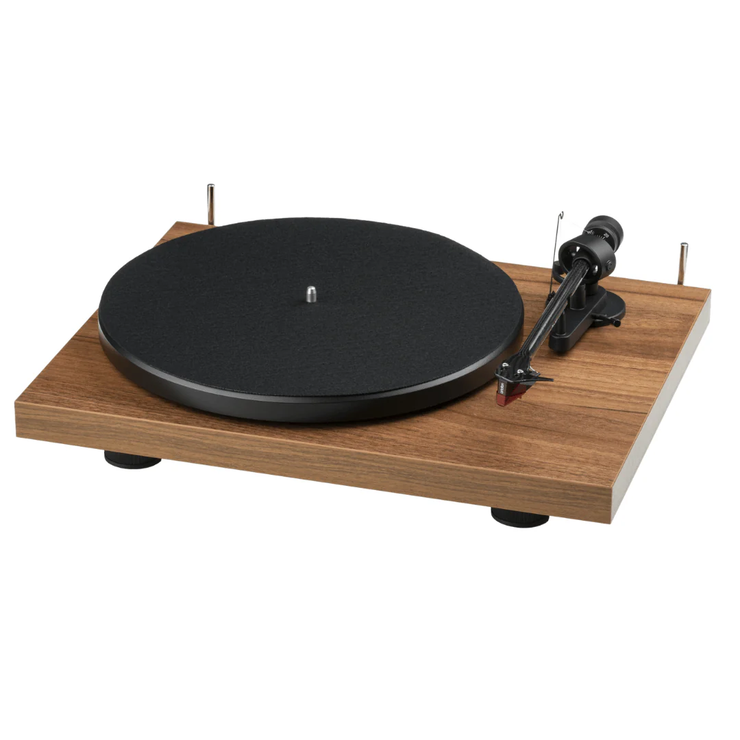 Pro-Ject Debut Carbon Classic Turntable with Ortofon 2M Red Cartridge - Image 4