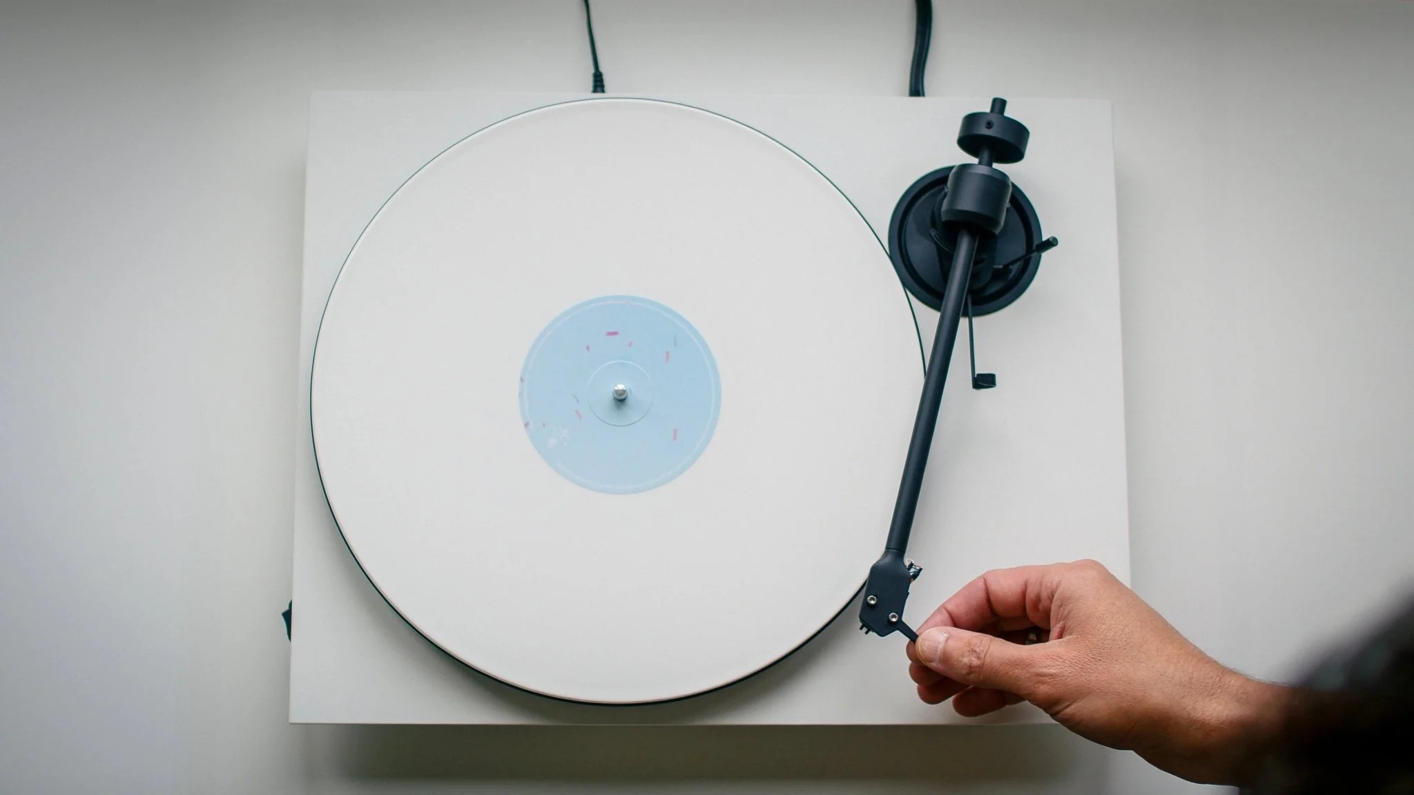 Pro-Ject E1 BT Turntable with Pick It MM E Cartridge - Image 7