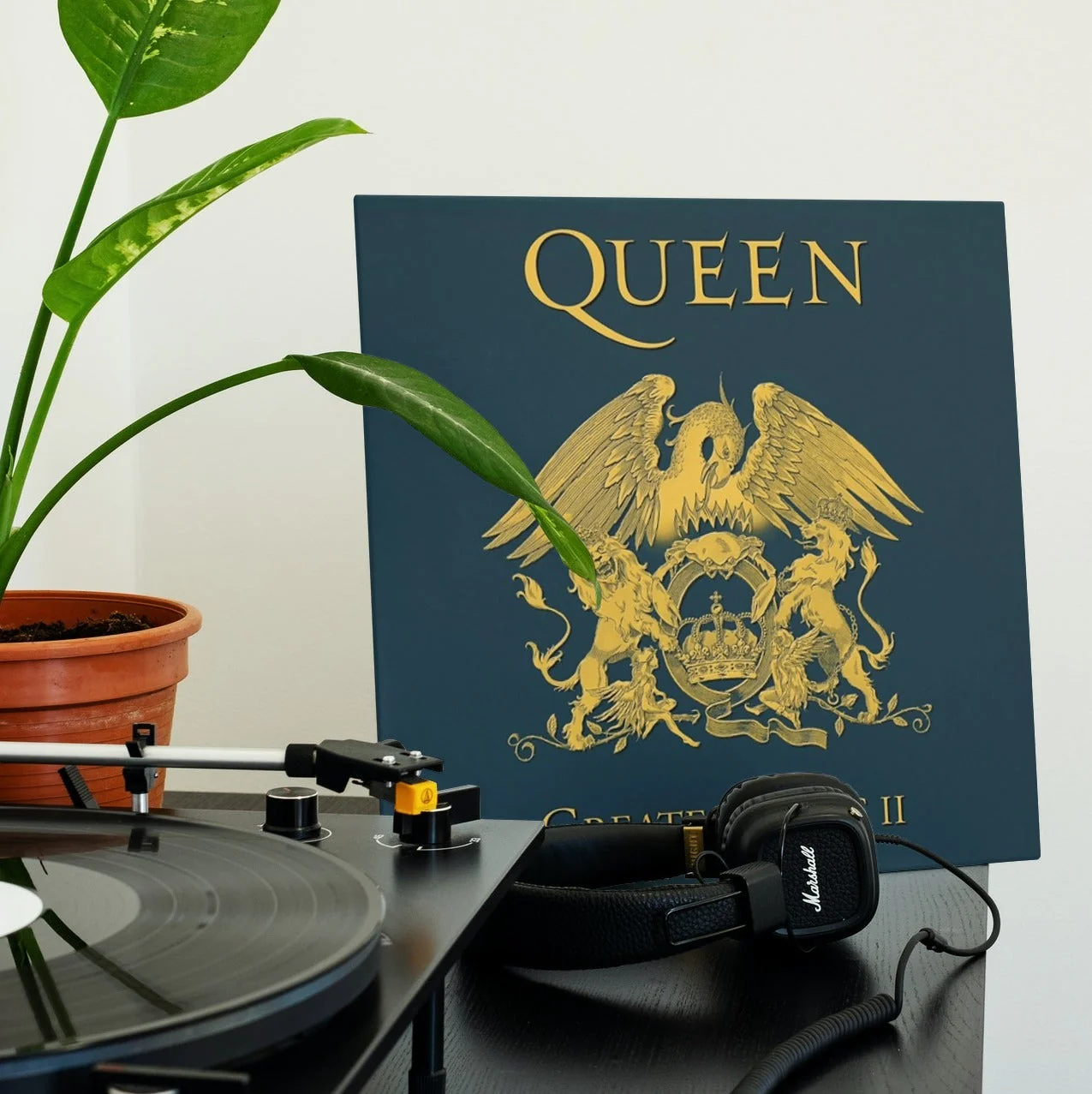 Queen - Greatest Hits II - Vinyl LP Record - Image 5