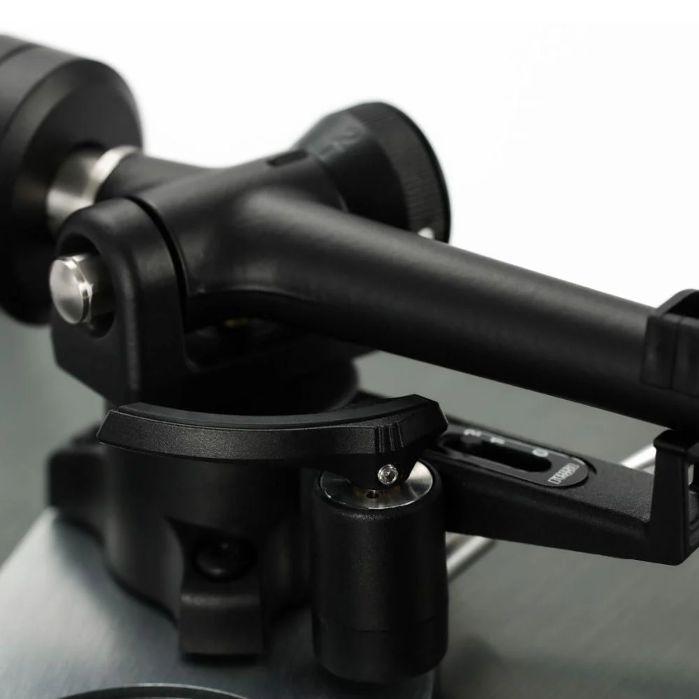 Rega - Planar 3 - RS Alum Turntable - Image 4