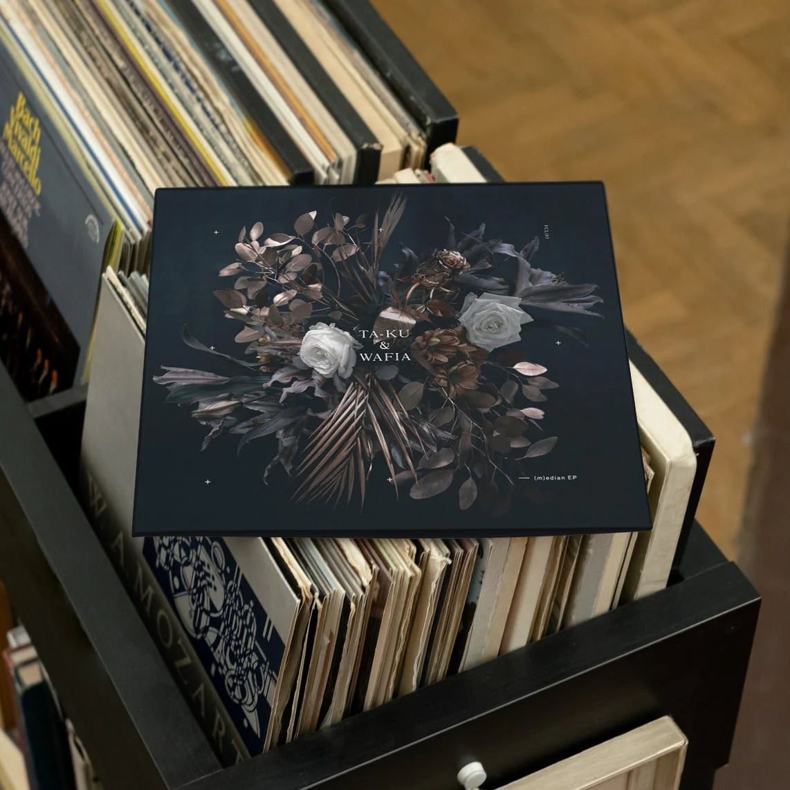 Ta-Ku & Wafia - (m)edian - Vinyl EP Record - Image 3