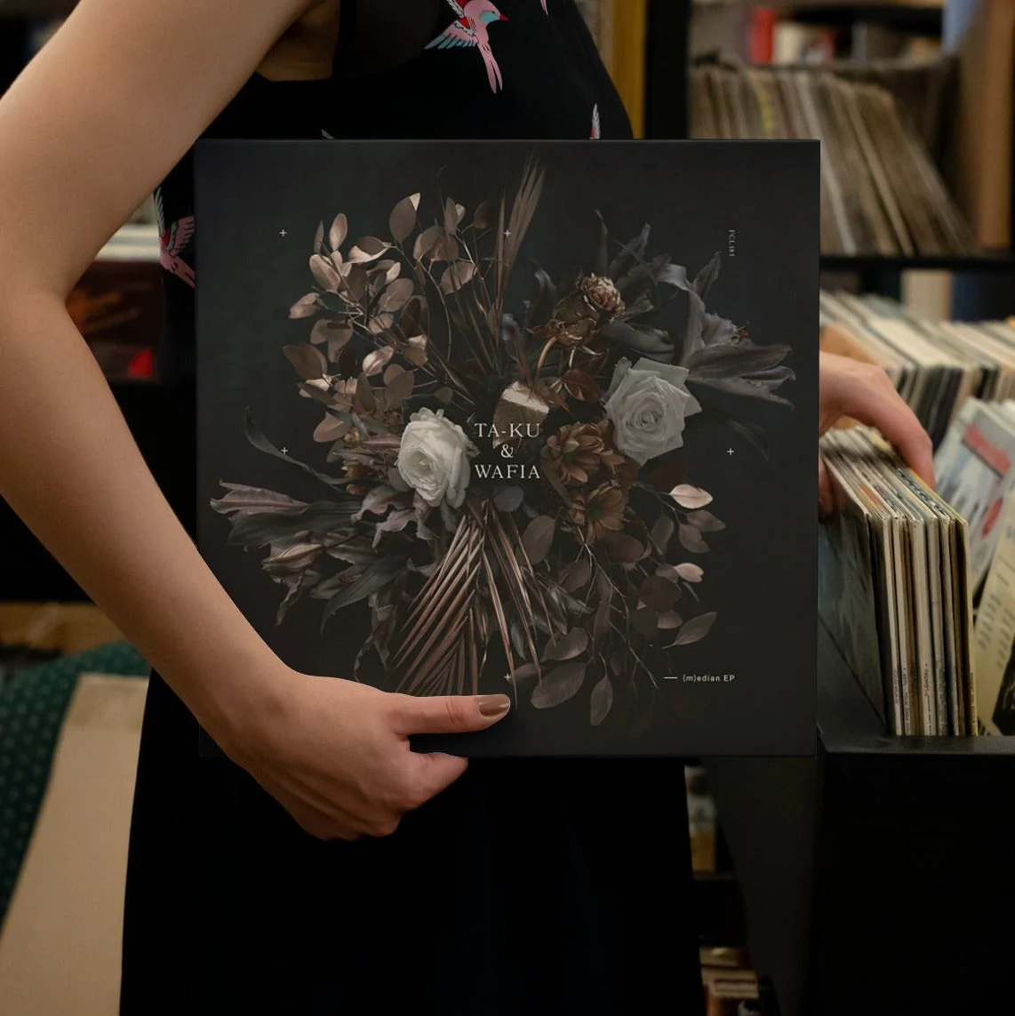 Ta-Ku & Wafia - (m)edian - Vinyl EP Record - Image 5