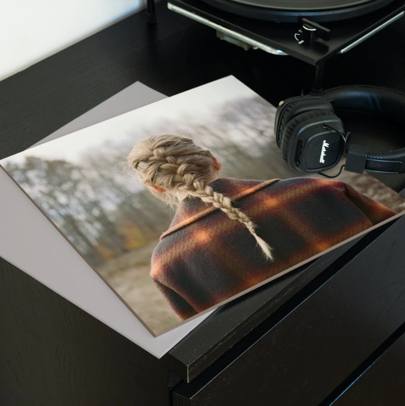 Taylor Swift - Evermore - Deluxe Green Vinyl LP Record - Image 4