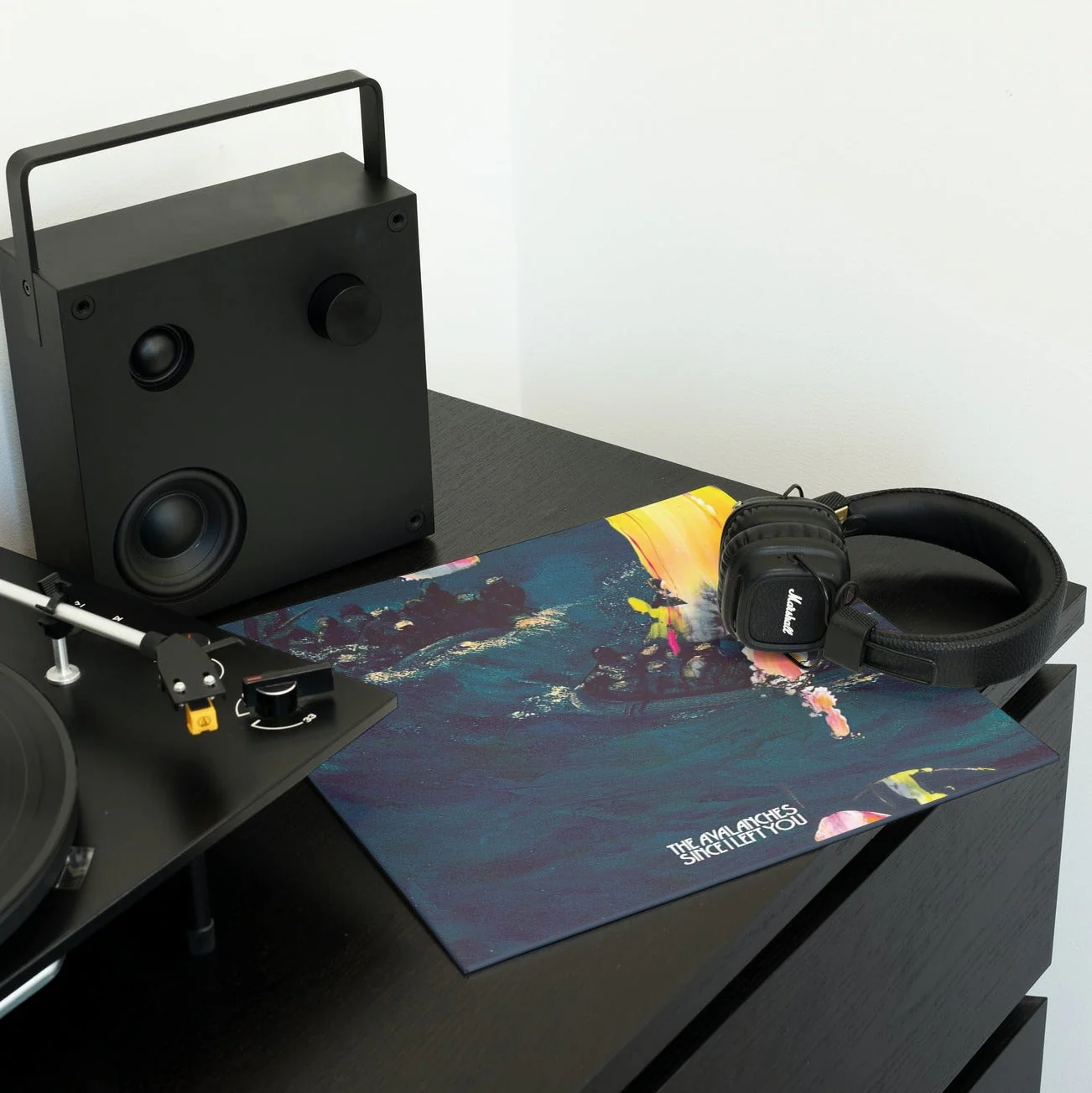 The Avalanches - Since I Left You - 20th Anniversary Deluxe Edition 4 LP Vinyl Record - Image 4
