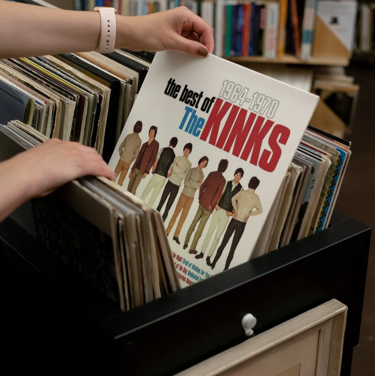 The Kinks - The Best Of The Kinks 1964-1970 - Vinyl LP Record - Image 4
