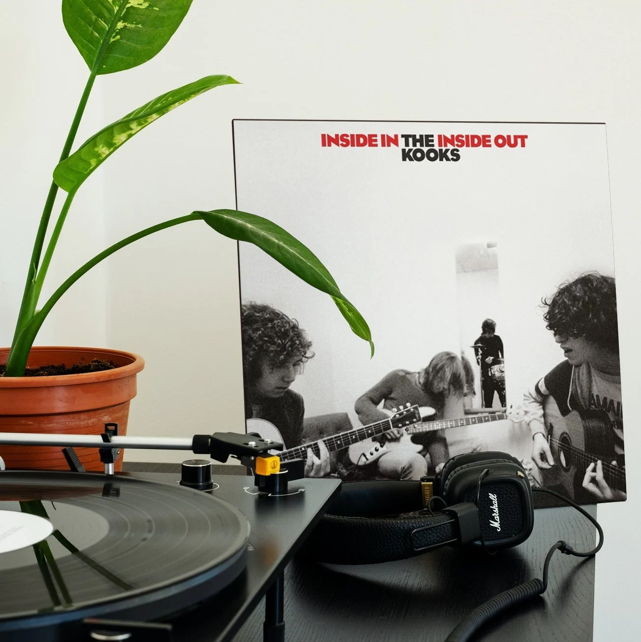 The Kooks - Inside In / Inside Out - Vinyl LP Record - Image 3