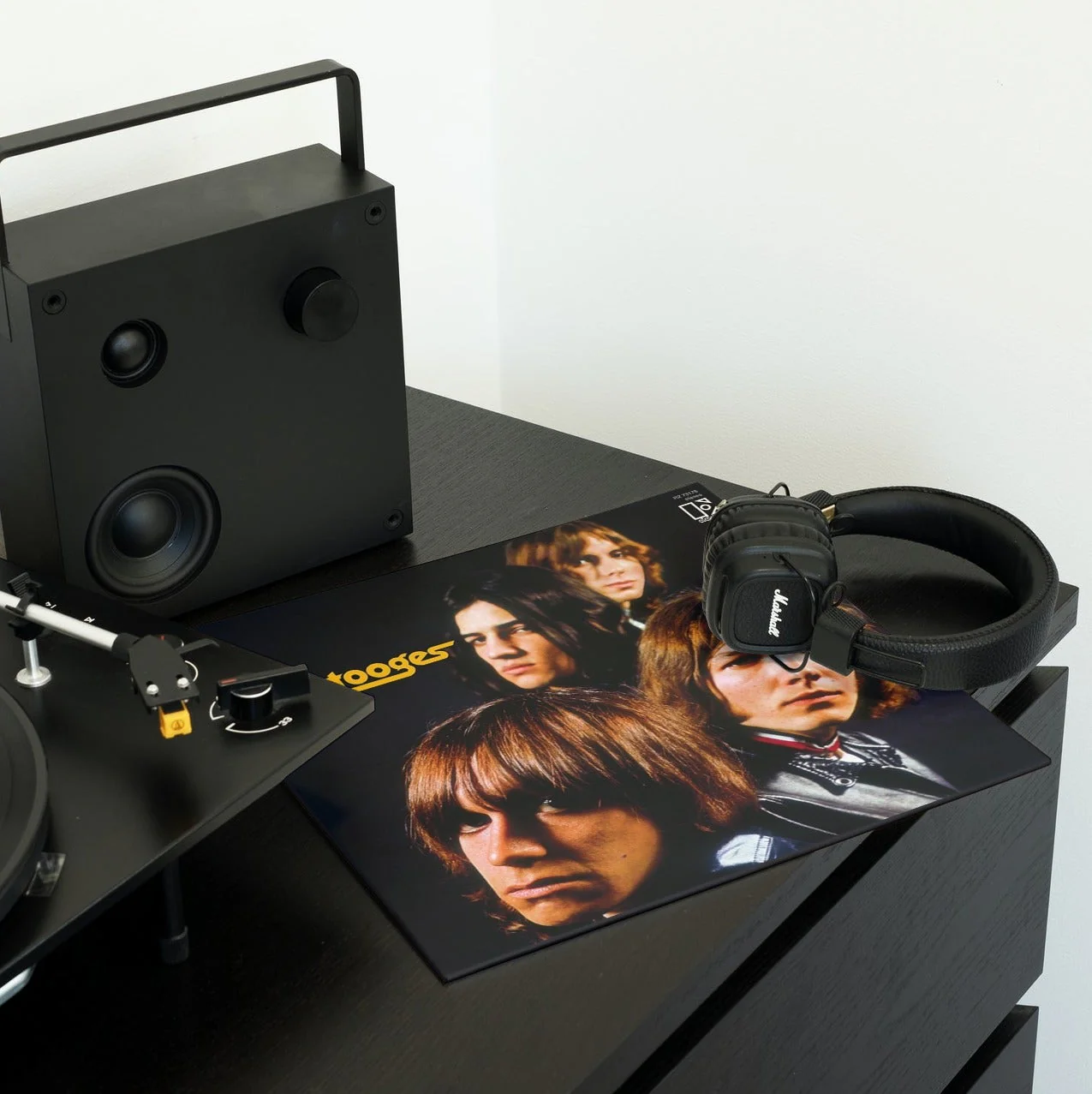 The Stooges - The Stooges - Limited Edition Coloured Vinyl LP Record - Image 3