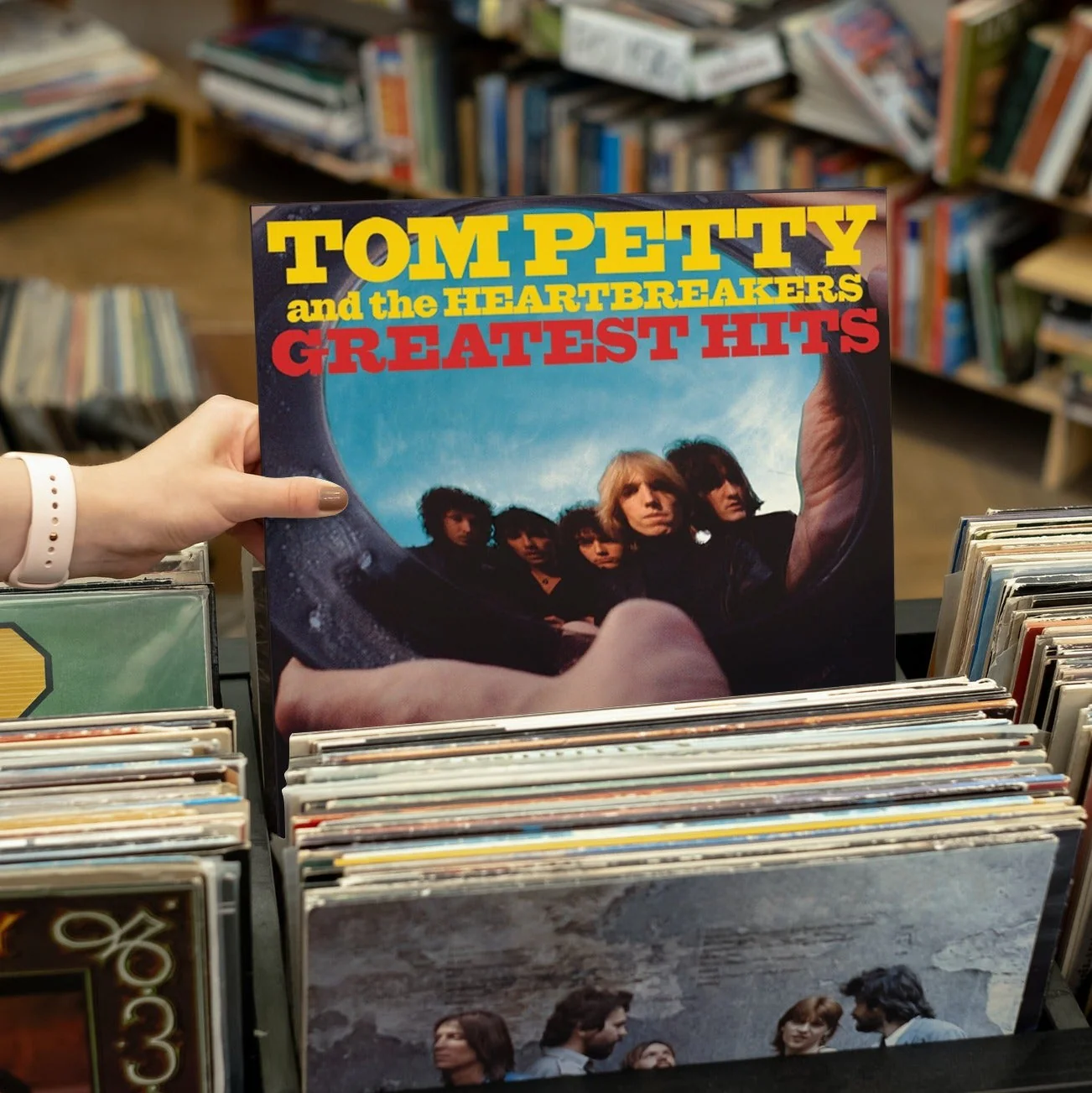 Tom Petty & The Heartbreakers - Greatest Hits - Vinyl LP Record - Image 4